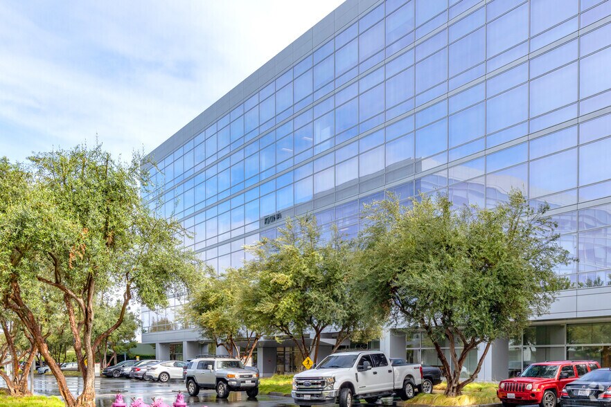 More Photos Of 2445 Augustine Dr, Santa Clara Office For Lease