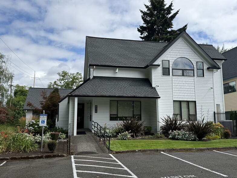 More Photos Of 8515 NE Hazel Dell Ave, Vancouver Medical For Lease