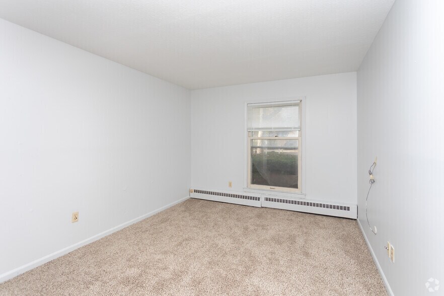 More Photos Of 1908 Camp St, Sandusky Apartments For Sale