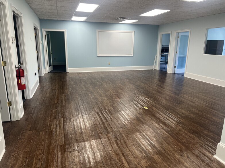 More Photos Of 5415 Sugarloaf Pky, Lawrenceville Office For Lease