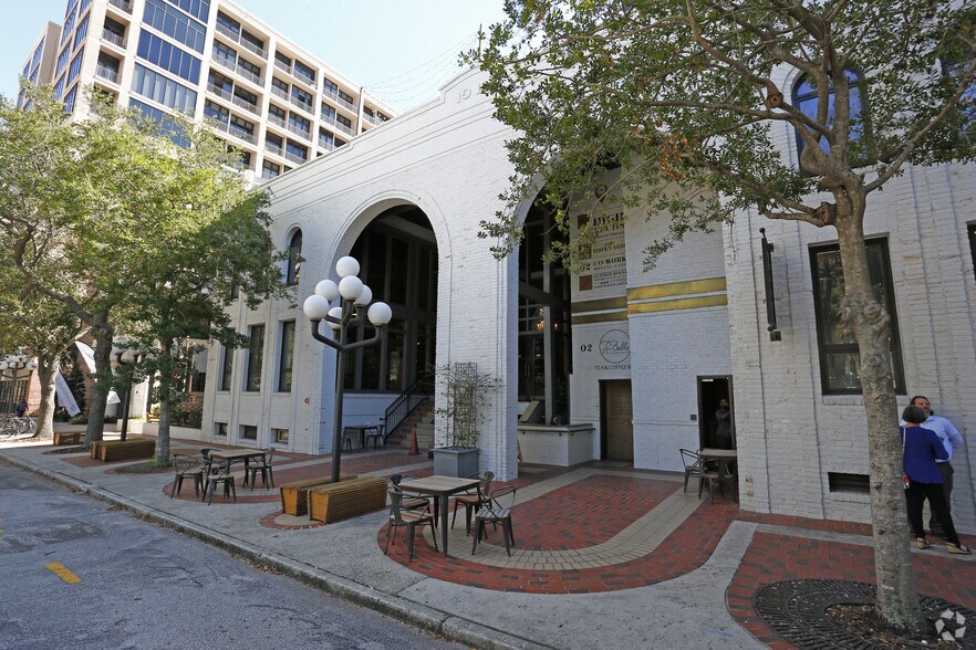 More Photos Of 260 1st Ave S, Saint Petersburg Coworking Space