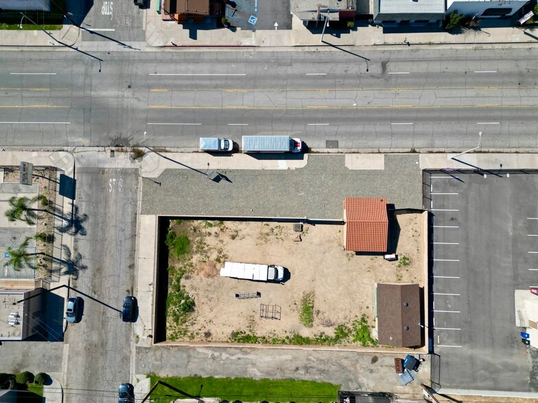 More Photos Of 4253 N Sierra Way, San Bernardino Contractor Storage Yard For Sale