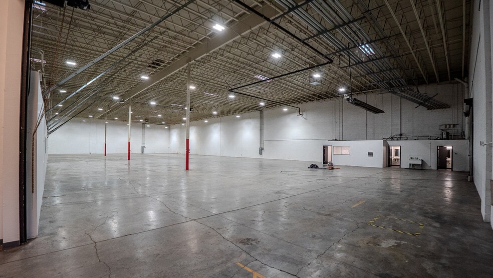 More Photos Of 530 E Pamalyn Ave, Las Vegas Unknown For Lease