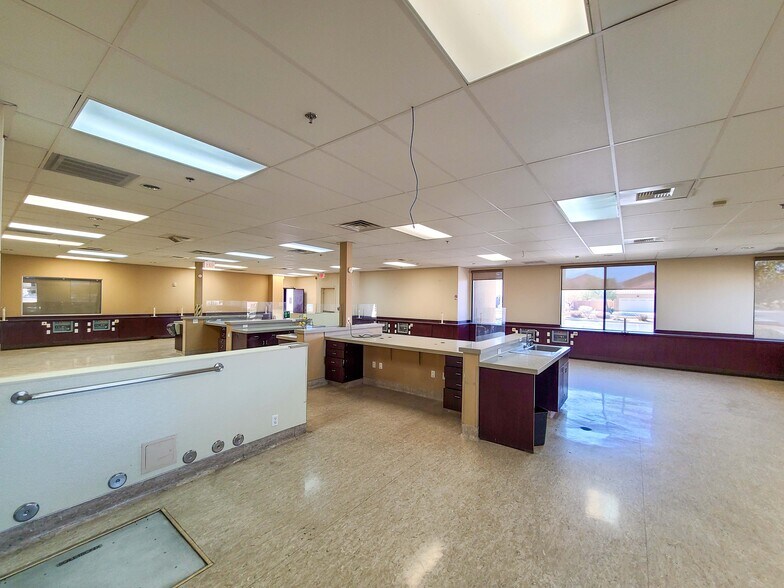 More Photos Of 6970 W Patrick Ln, Las Vegas Medical For Sale