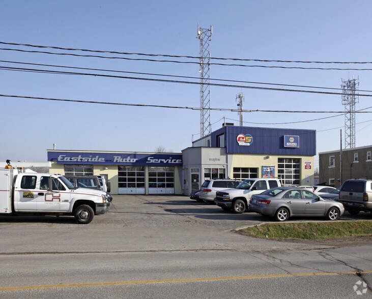 More Photos Of 573 Chartwell Rd, Oakville Auto Repair For Sale