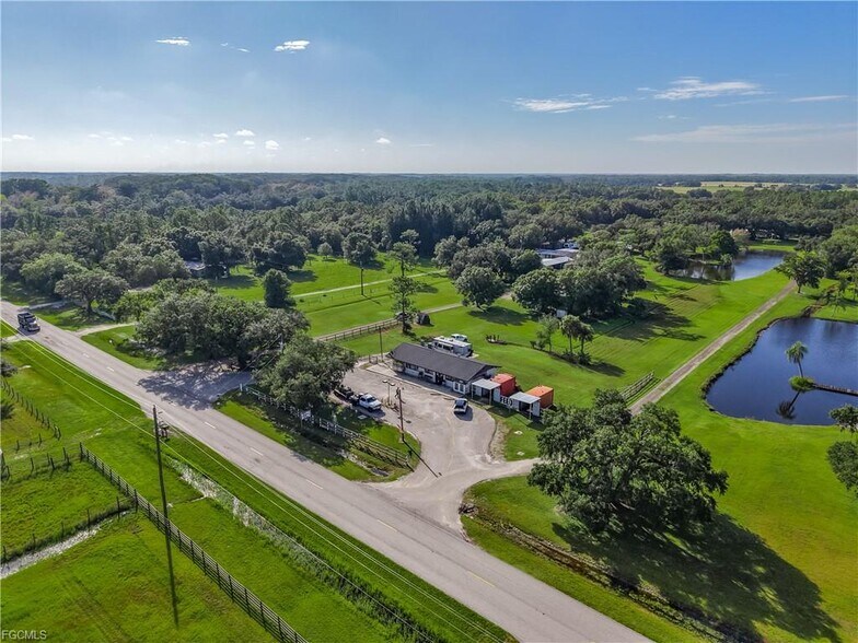 More Photos Of 4443 Loblolly Bay Rd, LaBelle General Retail For Sale