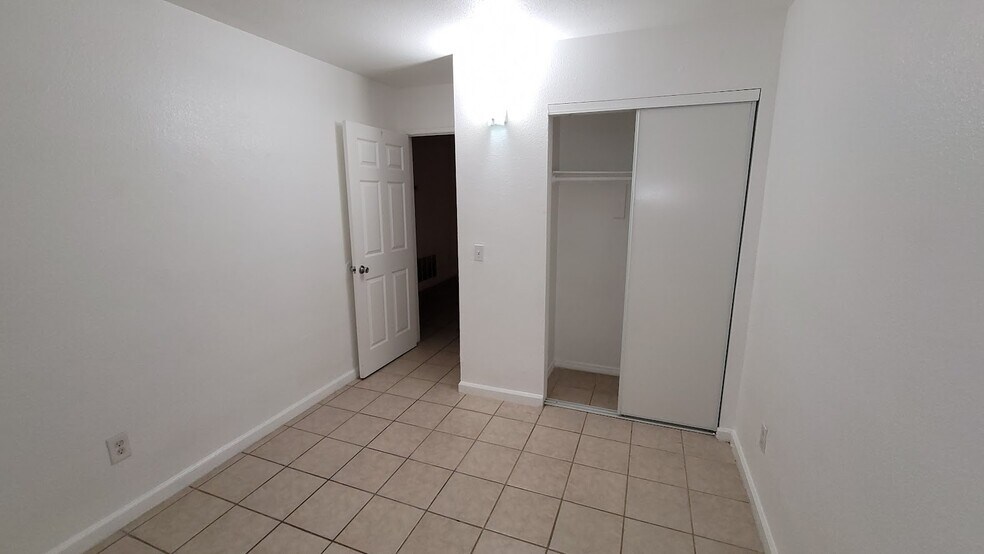 More Photos Of 43965 Towne St, Indio Apartments For Sale