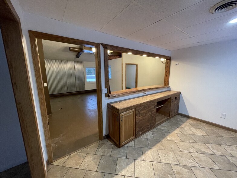 More Photos Of 28 Old Colony Rd, Gaylord Industrial For Sale