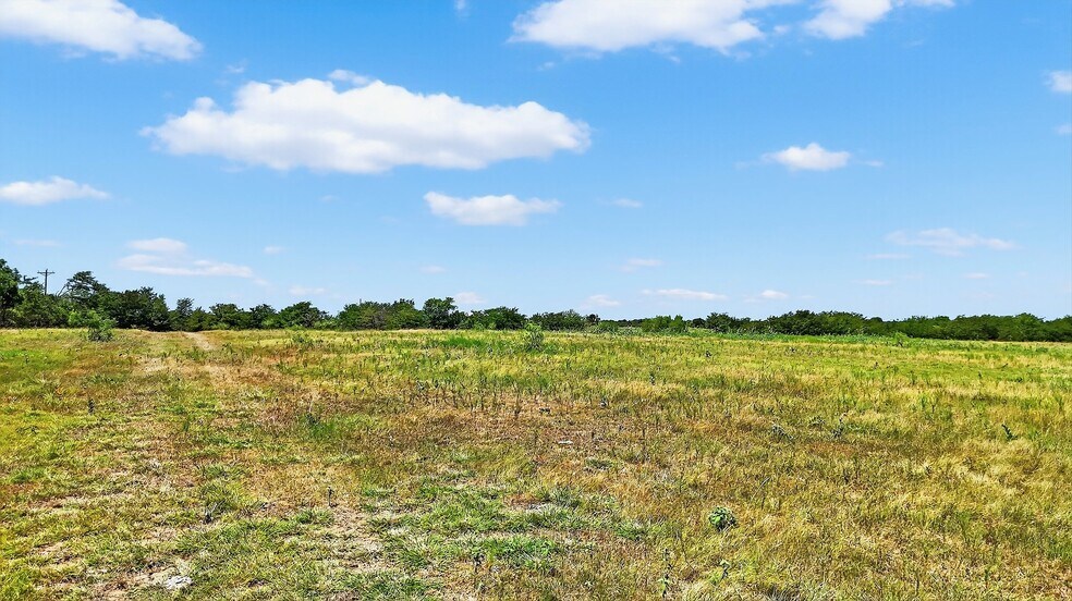 More Photos Of TBD Swindle Road, Southmayd Land For Sale