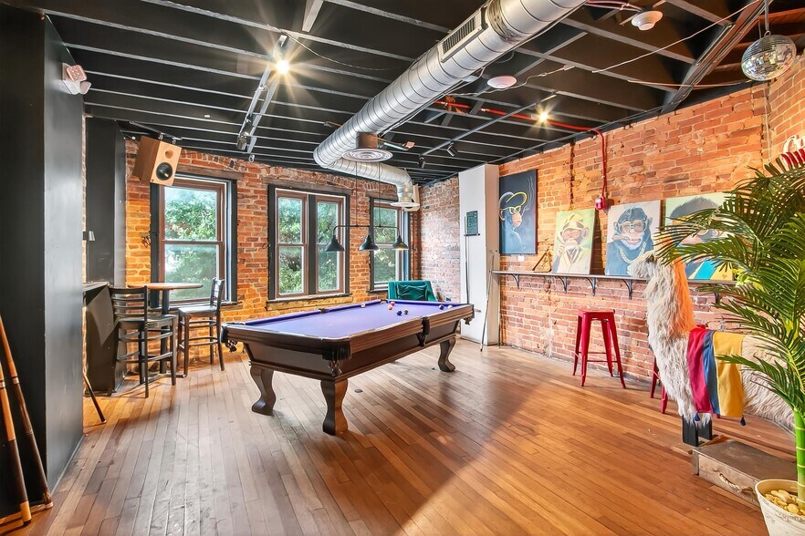 More Photos Of 1813-1815 Adams Mill Rd NW, Washington Restaurant For Lease