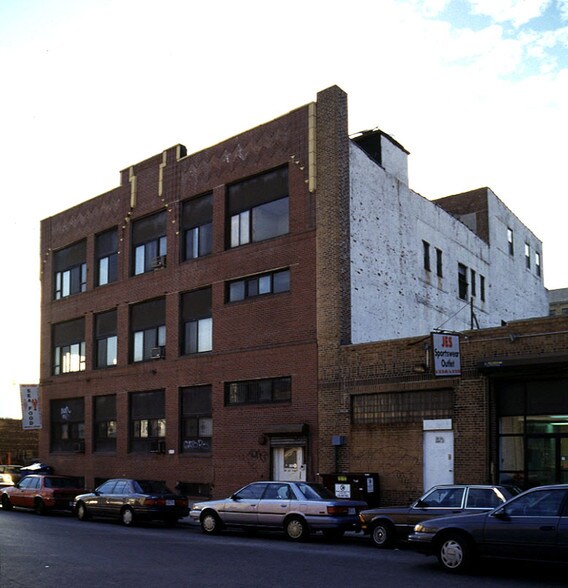 More Photos Of 36-32 34th St, Long Island City Warehouse For Lease