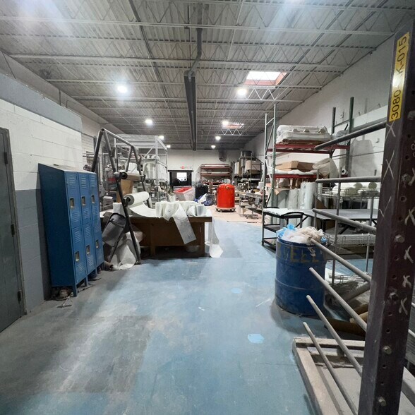 More Photos Of 21611 Tungsten Rd, Euclid Warehouse For Sale