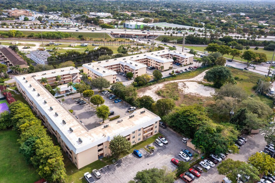 Primary Photo Of 8951 Sunset Dr, Miami Apartments For Sale