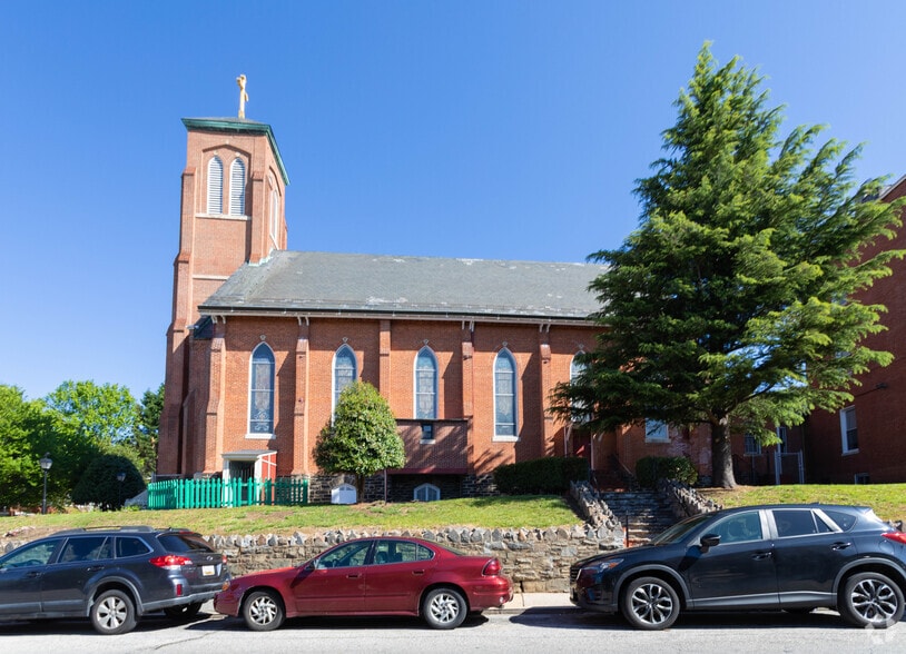 More Photos Of 3700 Roland Ave, Baltimore Religious Facility For Sale