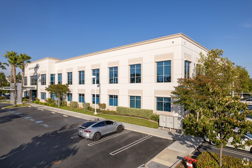 More Photos Of 22 Odyssey, Irvine Medical For Lease