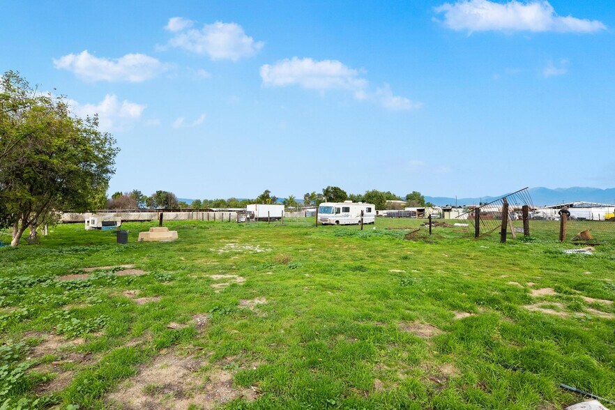 More Photos Of 19340 Jurupa Ave, Bloomington Land For Sale