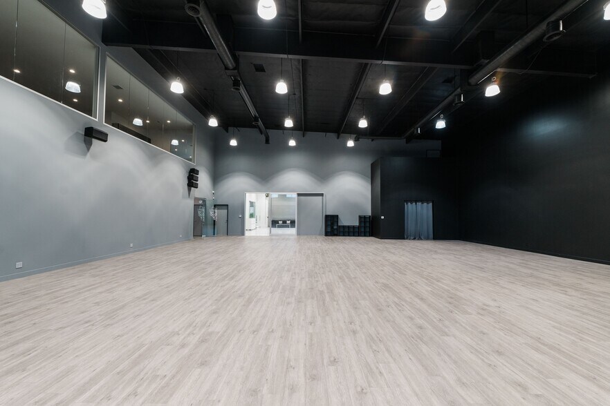 More Photos Of 1118 S Santa Fe Ave, Los Angeles Warehouse For Lease