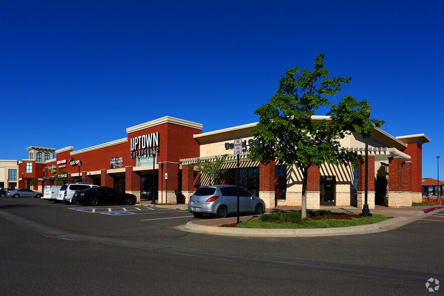 More Photos Of 1400 24th Ave NW, Norman Unknown For Lease