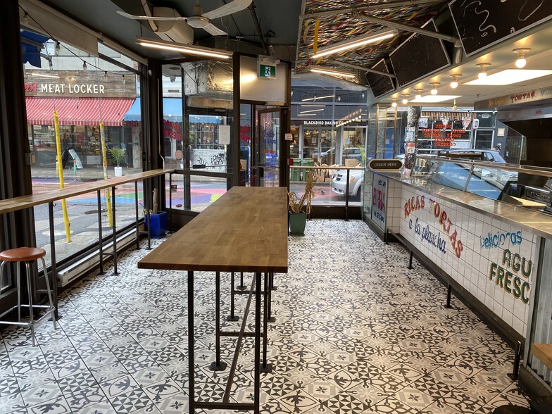 More Photos Of 181 Baldwin St, Toronto Storefront Retail Office For Lease