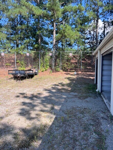 More Photos Of 314 Grant St, Seven Lakes Self Storage For Lease