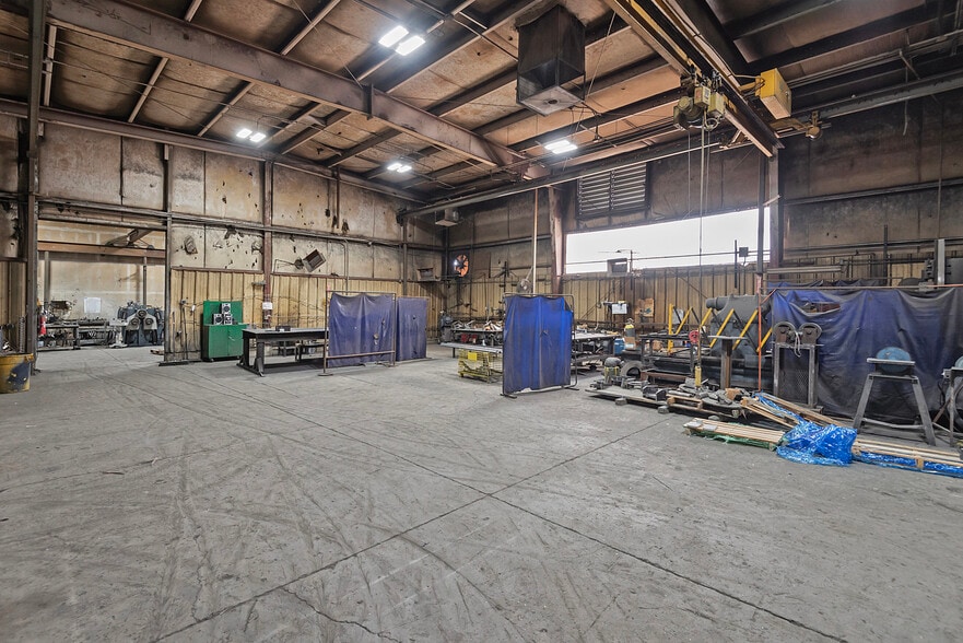More Photos Of 1926 Pioneer Rd, Salt Lake City Manufacturing For Sale
