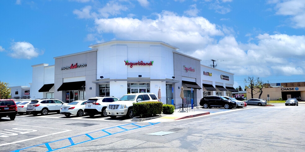 More Photos Of 3010-3030 Harbor Blvd, Costa Mesa Unknown For Lease