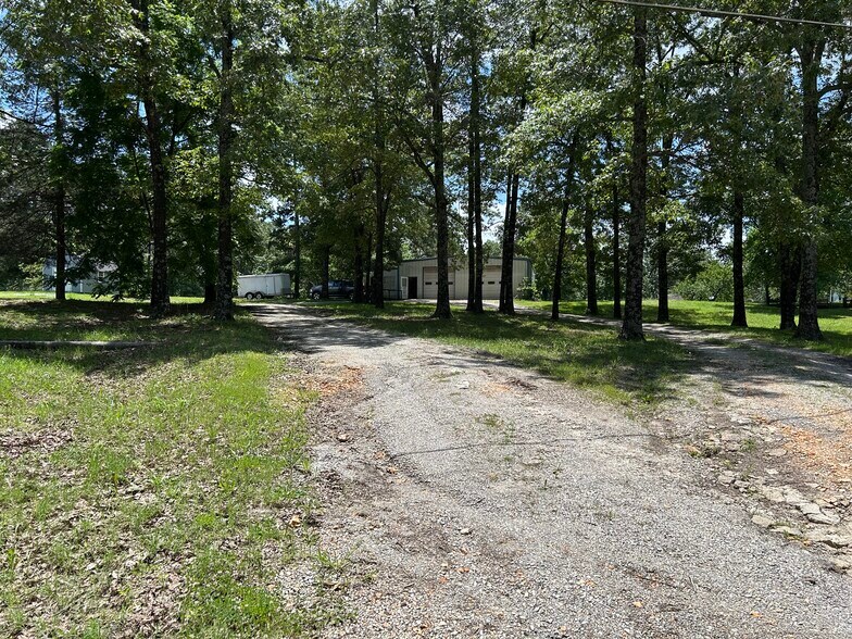 More Photos Of 2682 AR-56, Calico Rock Service For Sale