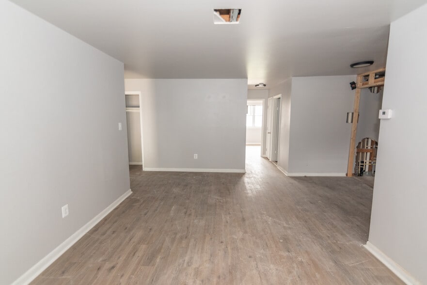 More Photos Of 4907-4921 Frederick Ave, Baltimore Apartments For Sale