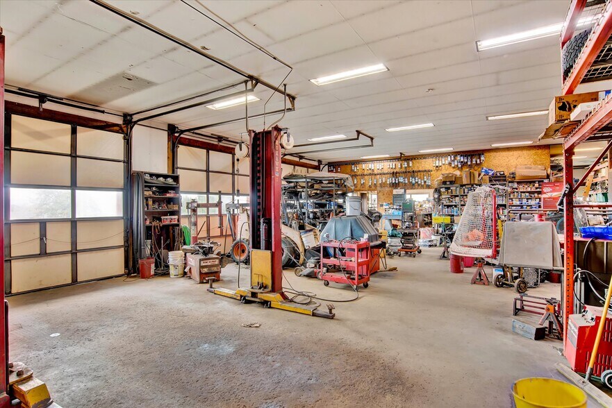 More Photos Of 140 Hershey Rd, Hershey Specialty For Sale