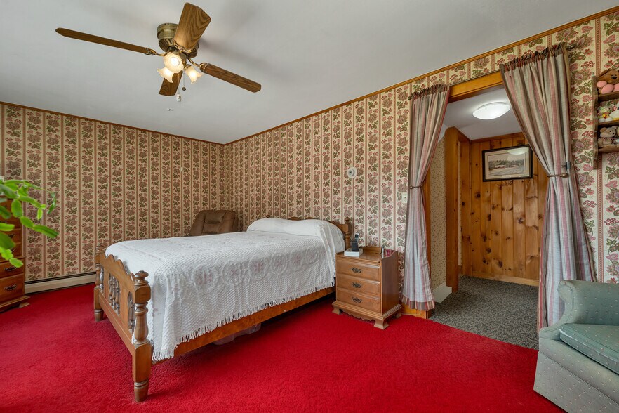 More Photos Of 1955 Presidential Hwy, Jefferson Restaurant For Sale