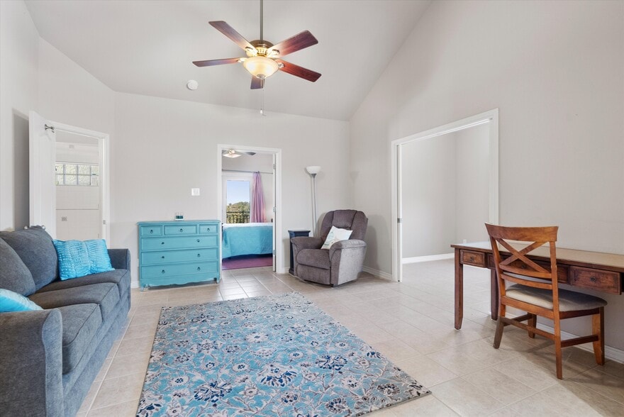 More Photos Of 1092 FM 3000, Elgin Specialty For Sale