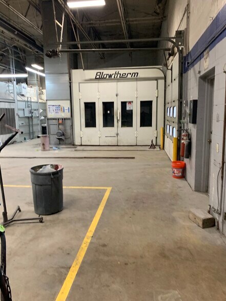 More Photos Of 4440 Salem Ave, Dayton Auto Repair For Sale