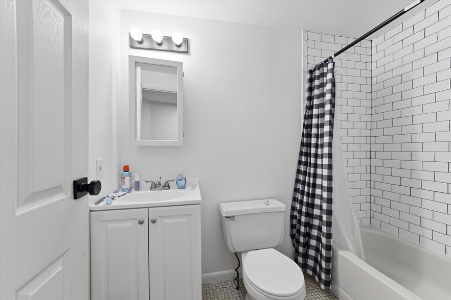 More Photos Of , Philadelphia Multifamily For Sale