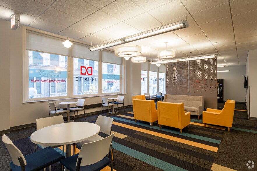 More Photos Of 28 E Jackson Blvd, Chicago Apartments For Sale