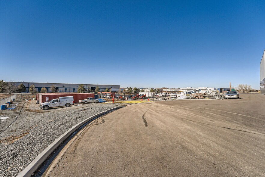 More Photos Of 7019 S Jordan Rd, Centennial Warehouse For Lease
