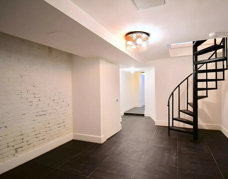 More Photos Of 1076 Dean St, Brooklyn Apartments For Sale