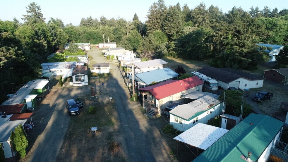 More Photos Of 802 S Forrest St, Westport Manufactured Housing Mobile Home Park For Sale