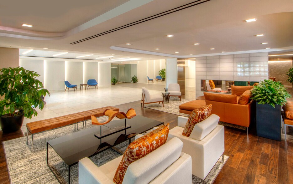 More Photos Of 1676 International Dr, McLean Office For Lease