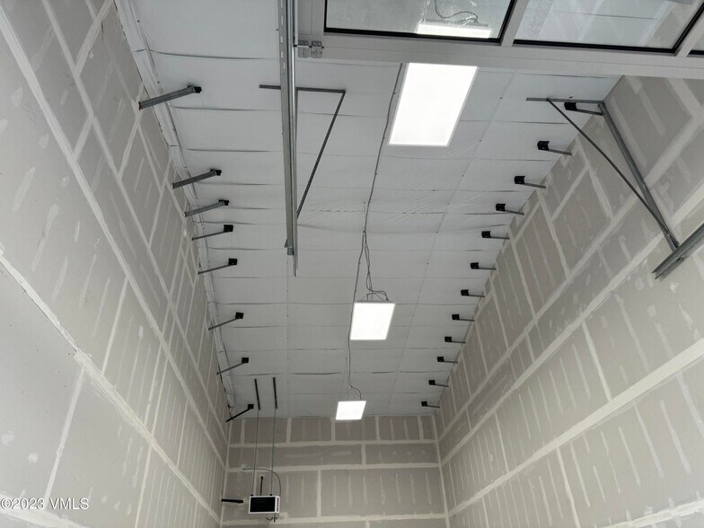 More Photos Of 151 Spring Creek Rd, Gypsum Industrial For Lease