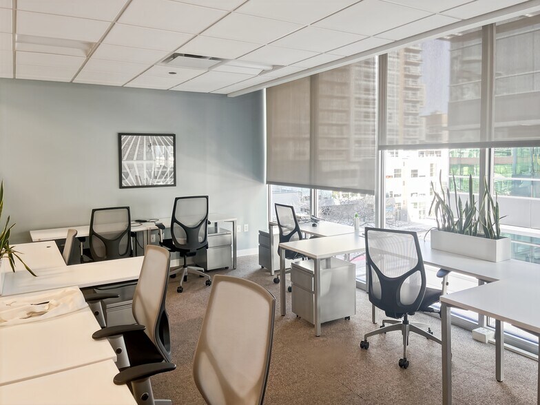 More Photos Of 811 E Washington Ave, Madison Coworking Space