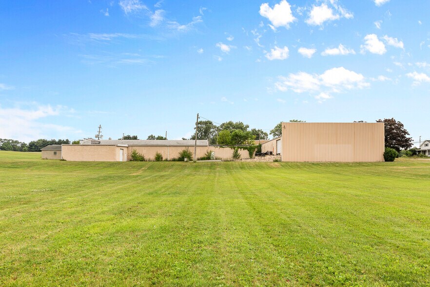 More Photos Of 14924 Beloit Snodes Rd, Beloit Manufacturing For Sale