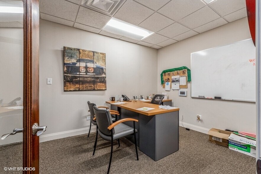 More Photos Of 6500 W College Dr, Palos Heights Flex For Sale