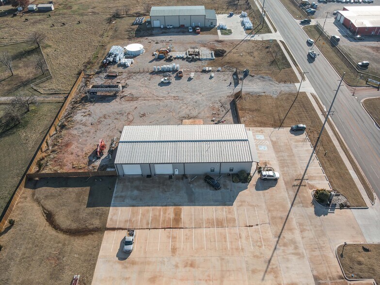 More Photos Of 9808 S Sunnylane Rd, Moore Office For Sale