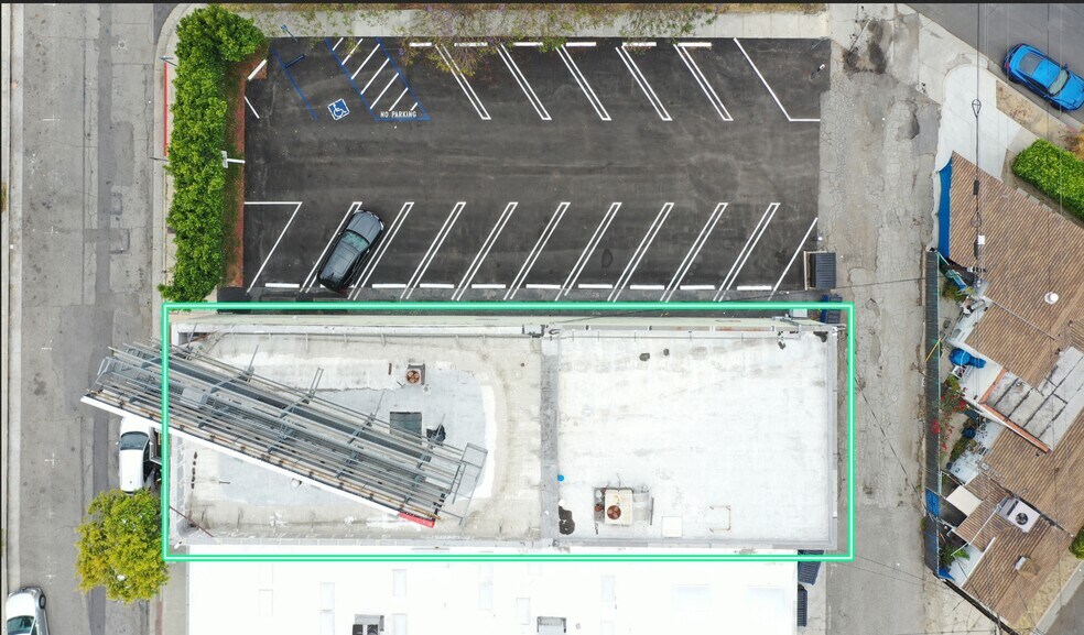 More Photos Of 506 S San Vicente Blvd, Los Angeles Storefront Retail Office For Sale