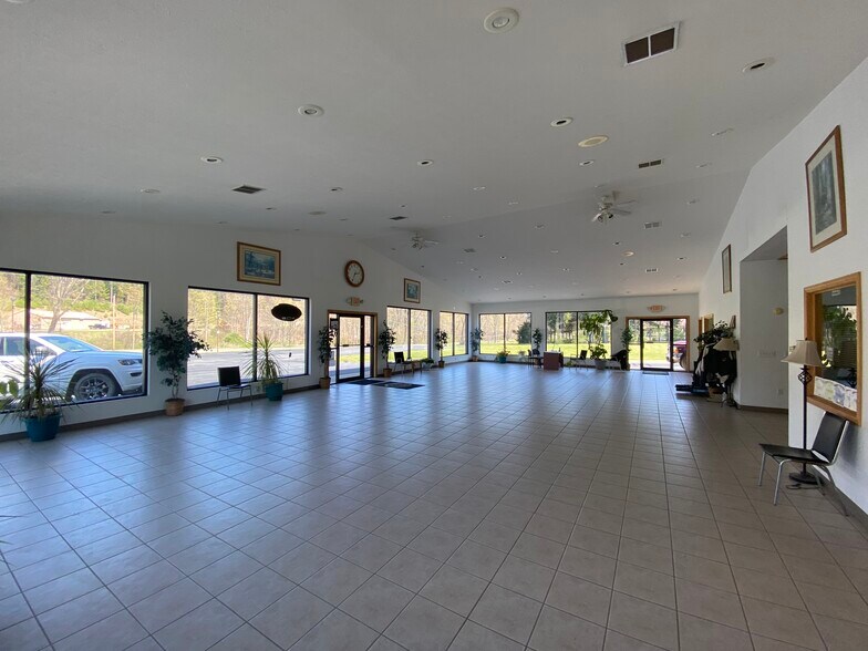 More Photos Of 2921 Walston Rd, Punxsutawney Auto Dealership For Sale