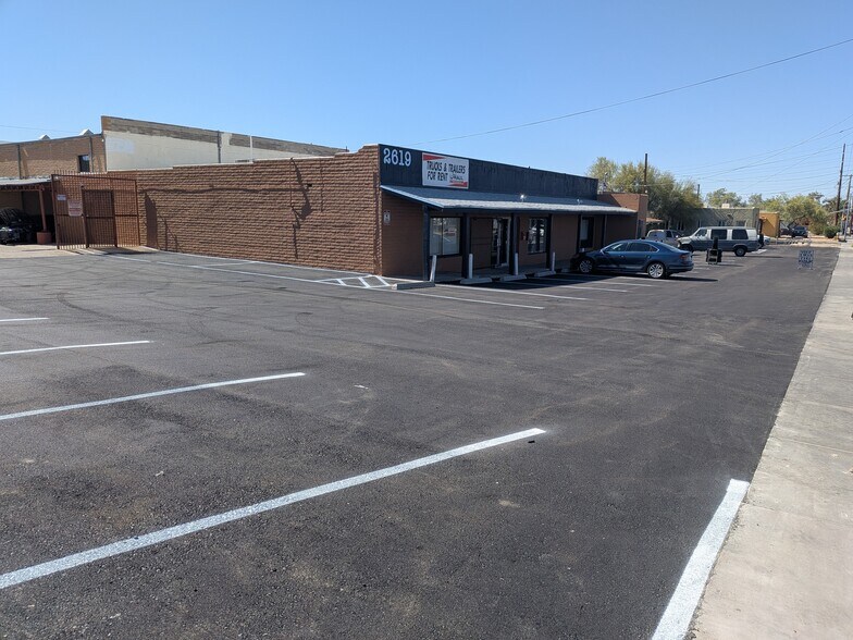 Primary Photo Of 2619 N Stone Ave, Tucson Freestanding For Lease