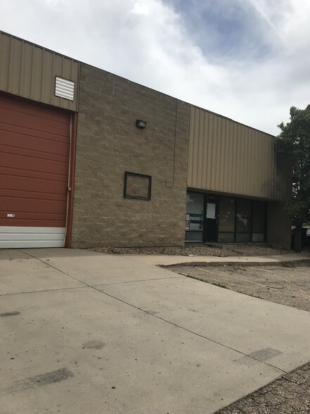 More Photos Of 505 Nucla Way, Aurora Warehouse For Lease