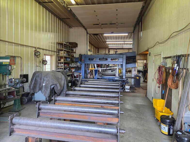 More Photos Of 19911 Highway 550, Montrose Warehouse For Sale