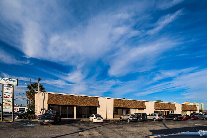 Primary Photo Of 2615-2617 Edenborn Ave, Metairie Light Manufacturing For Lease