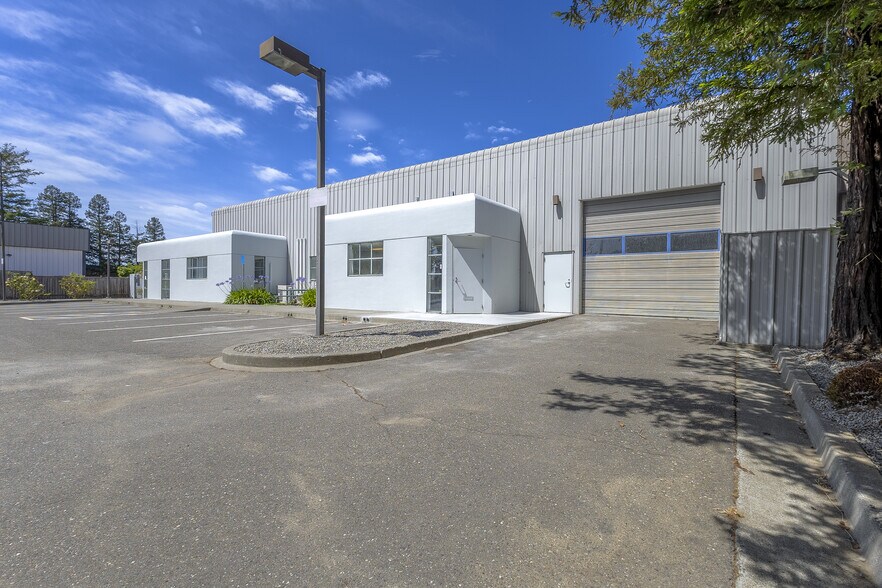 More Photos Of 2995 Dutton Ave, Santa Rosa Warehouse For Lease
